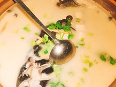 -姜君·千岛湖鱼头馆(浦东大道店)