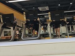 -超鹿运动(大唐世家店)