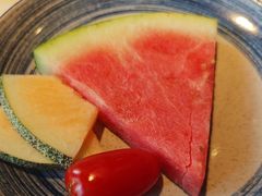 -八府香鸭·啫啫煲(华山路店)