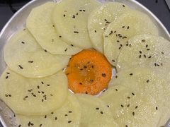 -山野的朋友露营炭火烤肉