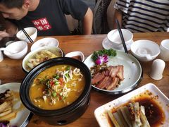 -隔壁老王·家常云南菜(花巷店)