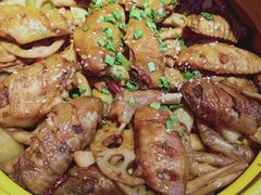 -多嘴超级肉蟹煲(中街恒隆故宫店)