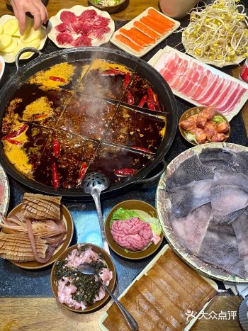 生意很好 卡着饭点去人有点多 但好在堂子比较大