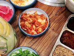 -明洞阿姨·韩式酱蟹烤肉·创意料理(三元桥店)