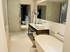 -郑州建业艾美酒店