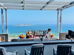 -瑰丽酒店·海吧·天际下午茶·现场DJ·天台酒吧