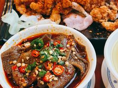 冒毛肚-炉小二铜锅牛蛙•川湘菜(三里屯店)