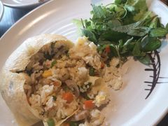 炒饭-Cau Go Vietnamese Cuisine