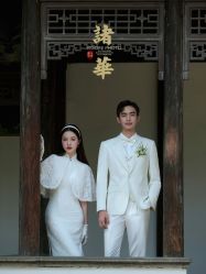 -雪中彩影婚纱摄影·微光艺术中心