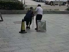 -长沙钦天·悦酒店(万家丽广场高桥北地铁站店)