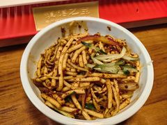 -鸿通城购物中心