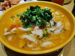 酸汤鱼-高淳味道(丹阳湖北路店)