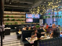 大堂-AK47烤羊腿串吧(柳浪家园店)