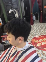 -豪帅男士理容馆