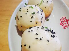 上海生煎包-玖鲜小笼(中山广场店)