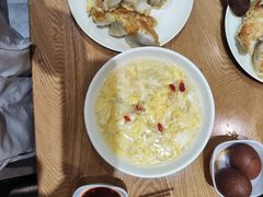 -三好食堂(煎饺·馄饨·肉饼米线·盛世广场店)