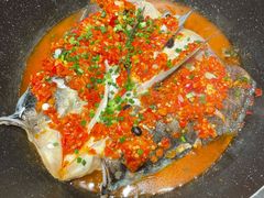 老坛剁椒水库鱼头-爱碗亭·鲜炒湖南菜(壹城中心店)