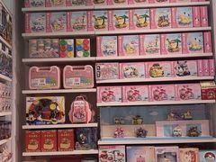 -名创优品(海珠乐峰广场店)