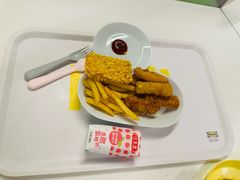 鳕鱼条配薯条-宜家·瑞典风味餐厅(北京西红门店)