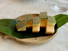 餐前水果-龟兹KUCINA·新疆菜(前滩L+PLAZA店)