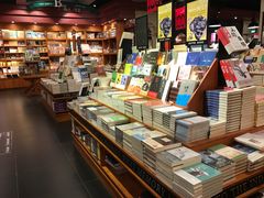 -西西弗书店&矢量咖啡(壹方购物中心店)