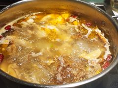 -尚尚仙·酸汤猪手·猪肚鸡火锅(华联万柳购物中心店)