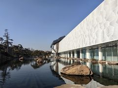 -罗红摄影艺术馆