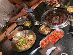 -韩烧牛中牛·甄选黑牛烤肉(黑金店)