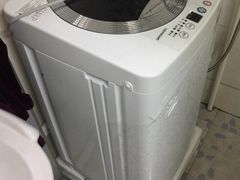 -红宝石·鲜奶小方·海派西点房(南丹店)