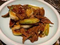菜梗炒猪肝-菲乐餐厅(三十年经营·湖滨路店)