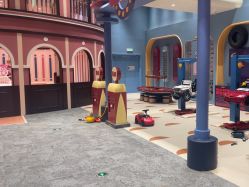 -奈尔宝家庭中心·亲子餐厅(鄞州万达店)