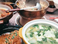 -香山湖家家宴(中山陵店)