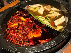 -周周有辣火锅馆(玖耀里店)