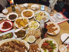 -聚首堂·特色小吃·肘子(什刹海德胜门店)