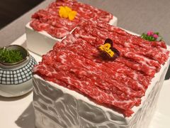 -左庭右院鲜牛肉火锅黑金店(陆家嘴中心店)