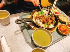 -大食代美食广场(上海中心店)