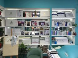 -斐尔国际皮肤管理中心