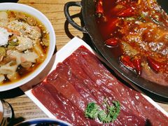 -旧街市鲜货老火锅(大光路店)