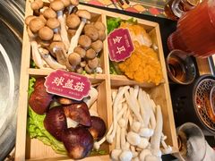 -廖掌柜·重庆鲜货火锅(上海首店)