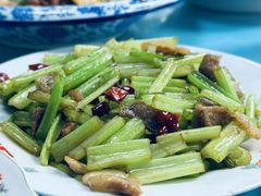 -崴海渔村(虹梅路店)