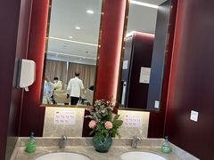 -爱康国宾体检中心(五角场万达广场分院)