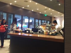 -星巴克(重庆火车北站北广场II店)