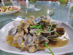 -四川小胡子海鲜(丁村万人海鲜广场店)