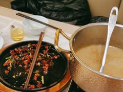 -荷花亭·湖北融合菜(中商广场店)