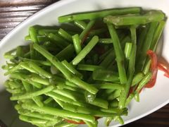 泥蒿-小民大排档(光谷店)
