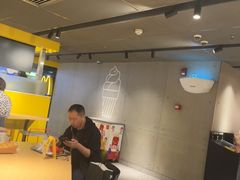 -麦当劳(中山公园龙之梦店)