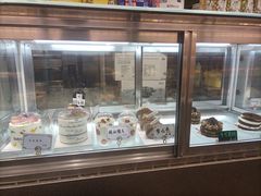 面包甜点陈列柜-糖涩(新佳丽店)