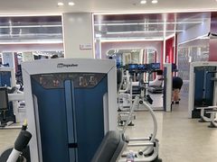 -英派斯健身旗舰店(海信国际中心馆)