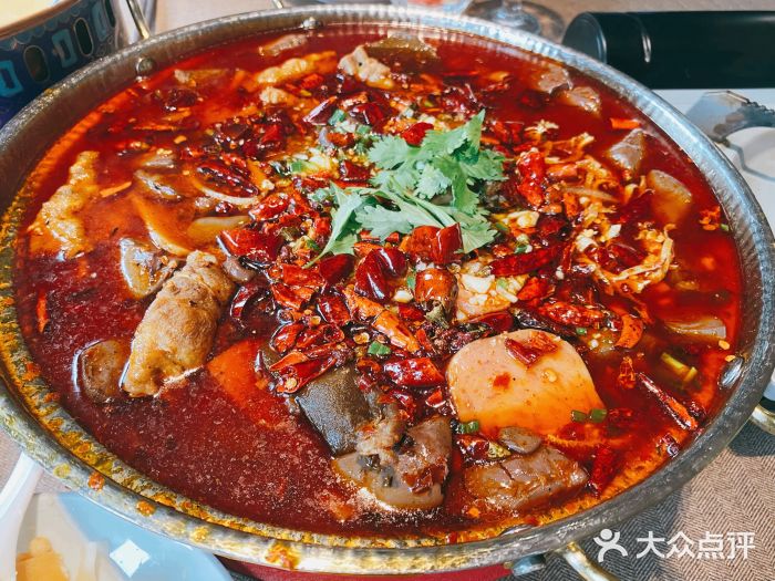 樽宴酒楼·地道川菜·品质聚会·生日宴请69°毛血旺图片