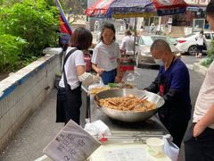 露天位-六广门毛阿姨糯米饭